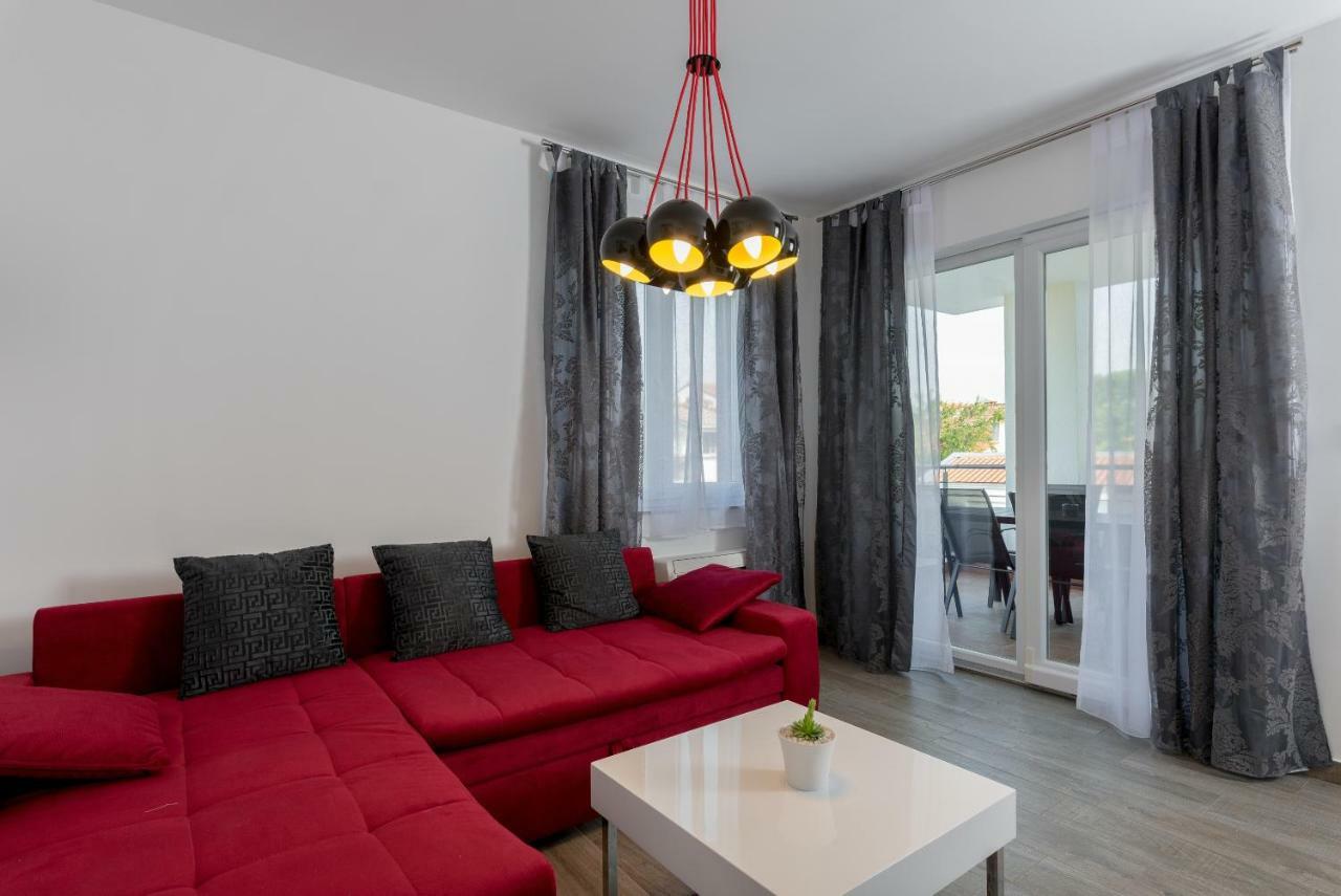 Villa Anja 1st floor Peroj Exteriör bild