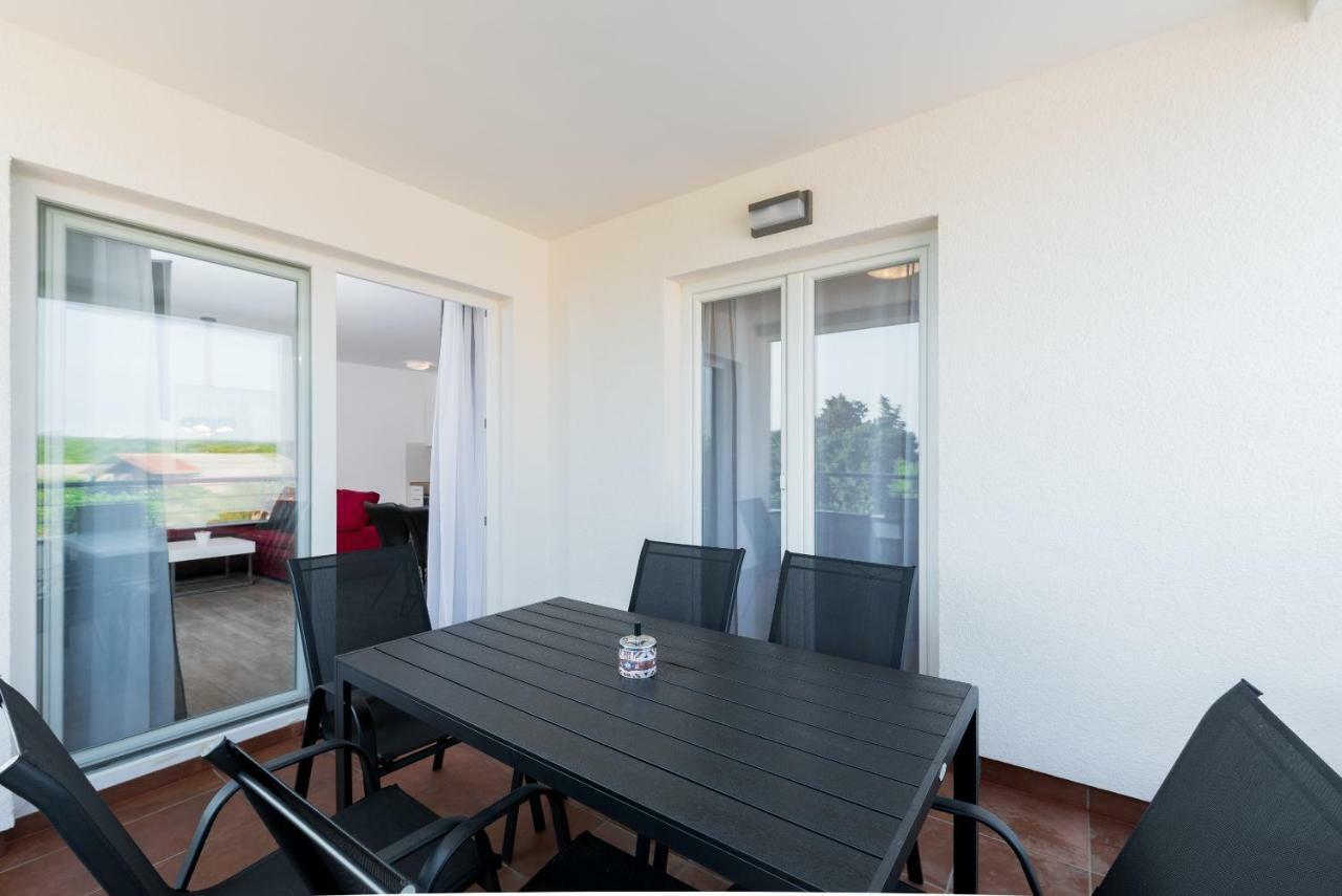 Villa Anja 1st floor Peroj Exteriör bild